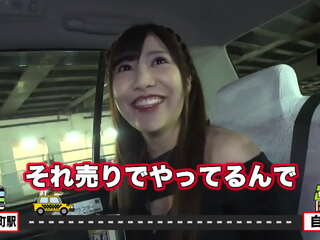 家まで送ってイイですか？ case.137 爆乳元年！シリーズ一番の爆乳！iカップキャバ嬢！！→顔よりもブラジャーの方がデカい！規格外のダイナマイトボディ！→爆乳で会話ができる！男を虜にする、エロすぎる接客術とは…→男の反応が全て…m男を骨抜きにするチ〇コ＆ア〇ルの開発術！→sでもありmでもあり…30回イキまくり！→”家出時代”男と寝まくったそのワケとは！https://is.gd/txje