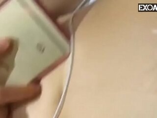 91炮神吻哥再约非常骚的极品妹口活真的是太厉害了说还想与他玩3p淫语自慰啪啪啪亮点是对白非常淫荡